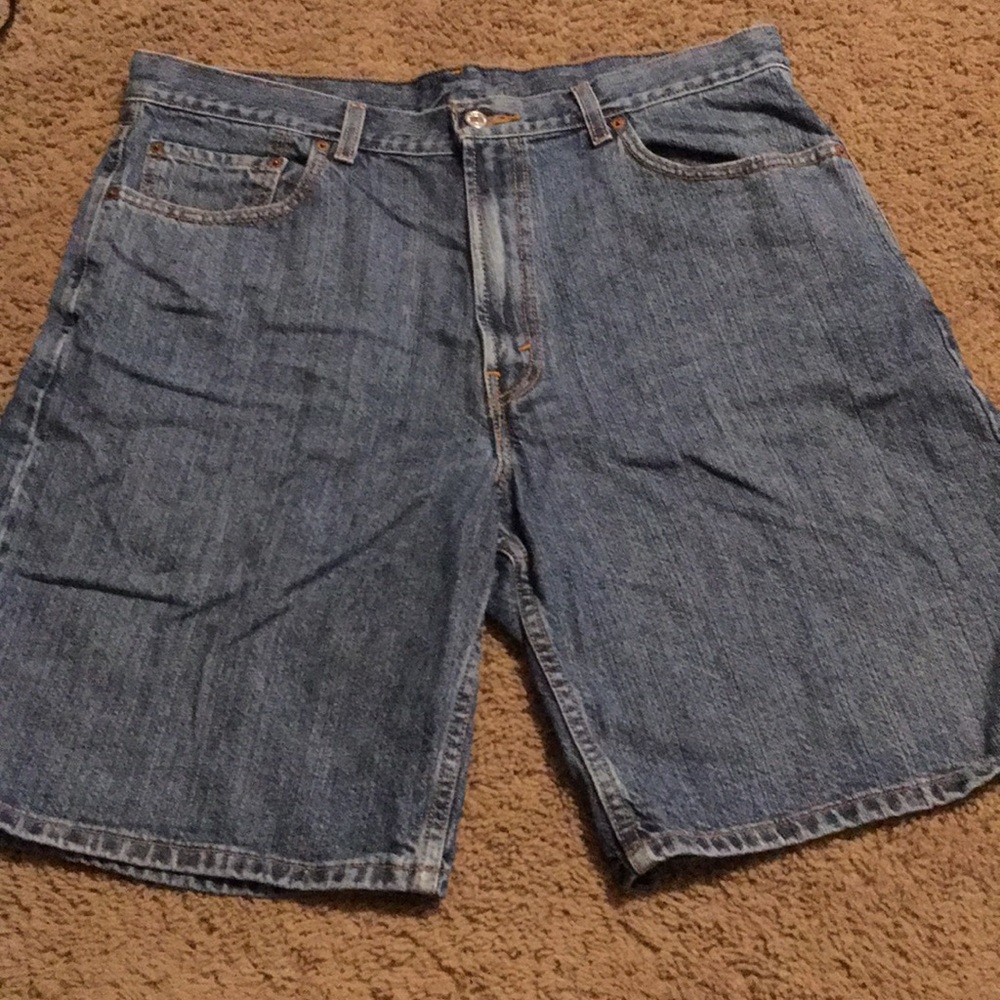 Men’s Levi’s relaxed fit 550 Jean shorts Sz 36